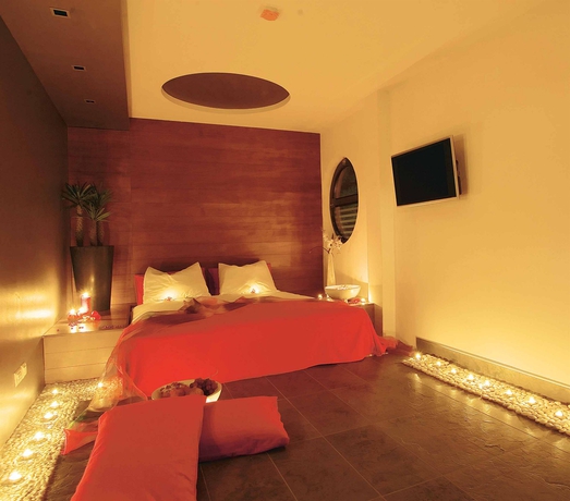 Imagen de los interiores del Hotel Bluesun Holiday Village Alan. Foto 8