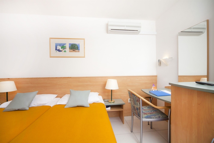 Imagen de la habitación del Hotel Bluesun Holiday Village Bonaca. Foto 9