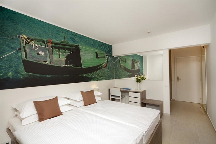 Imagen general del Hotel Bluesun Neptun. Foto 7