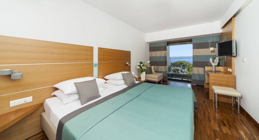 Imagen de la habitación del Hotel Bluesun Soline. Foto 6