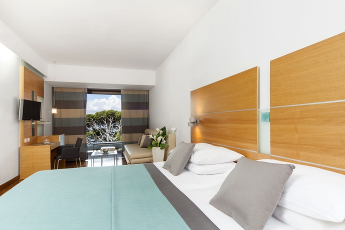 Imagen de la habitación del Hotel Bluesun Soline. Foto 8