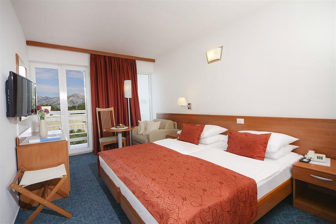 Imagen general del Hotel Bluesun Villa Berulia. Foto 2