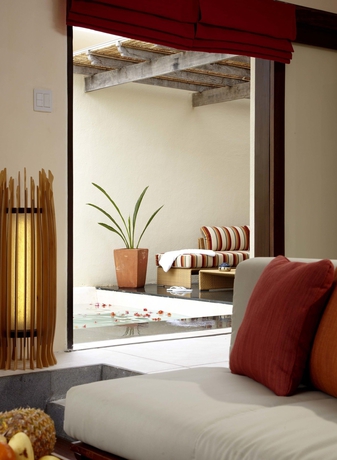 Imagen de la habitación del Hotel Bluewater Panglao Beach Resort. Foto 6