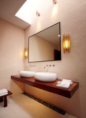 Imagen de la habitación del Hotel Bluewater Panglao Beach Resort. Foto 9