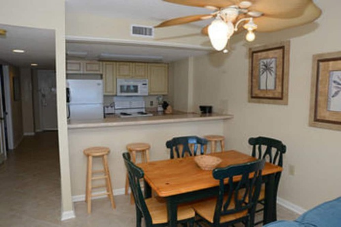 Imagen de la habitación del Hotel Bluewater Resort by Elliott Beach Rentals. Foto 8