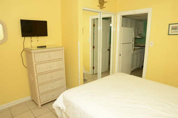 Imagen de la habitación del Hotel Bluewater Resort by Elliott Beach Rentals. Foto 16