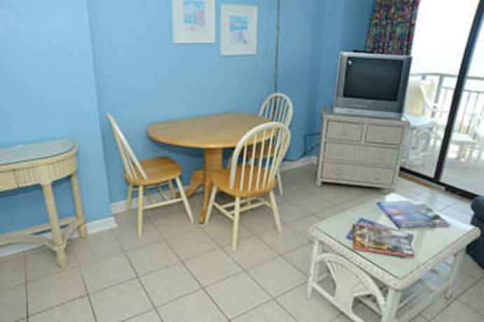 Imagen de la habitación del Hotel Bluewater Resort by Elliott Beach Rentals. Foto 17