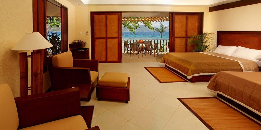 Imagen de los interiores del Hotel Bluewater Sumilon Island Resort. Foto 15