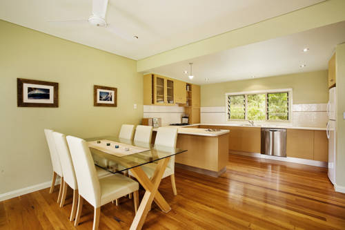 Imagen de la habitación del Hotel Blueys Retreat. Foto 6