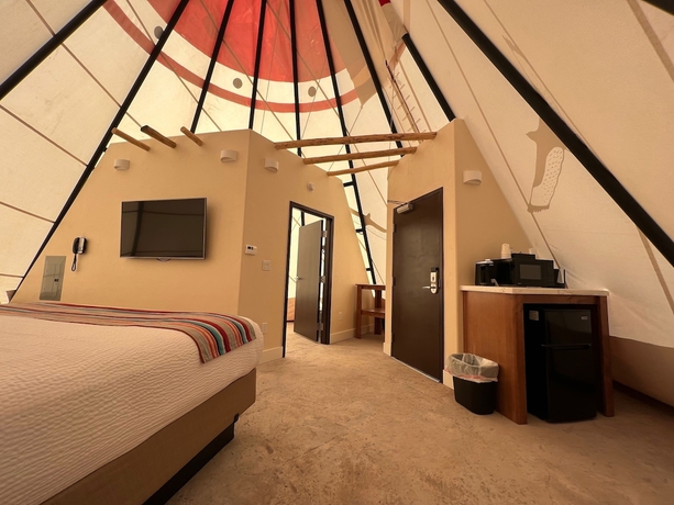 Imagen de la habitación del Hotel Bluff Dwellings Resort. Foto 16