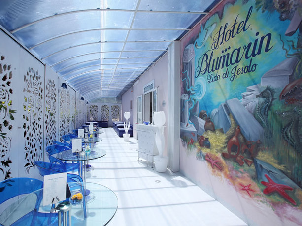 Imagen del bar/restaurante del Hotel Blumarin. Foto 2