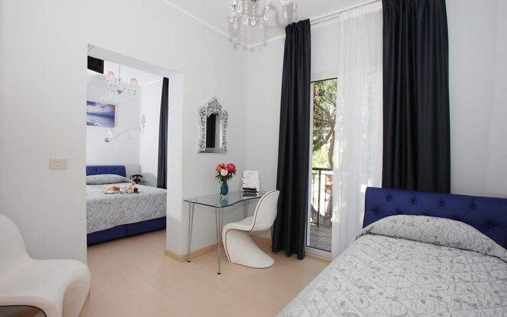 Imagen de la habitación del Hotel Blumarin. Foto 9