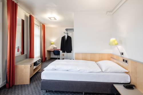 Imagen de la habitación del Hotel Blume. - Baden and Restaurant. Foto 8