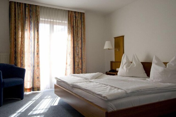 Imagen de la habitación del Hotel Blume, Opfingen. Foto 11