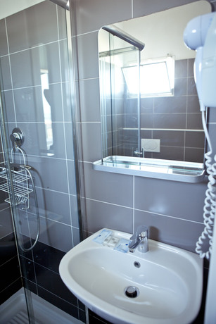 Imagen de la habitación del Hotel Blumen, Viserba. Foto 6