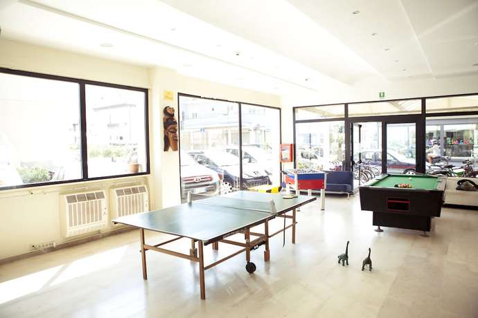 Imagen de los interiores del Hotel Blumen, Viserba. Foto 17