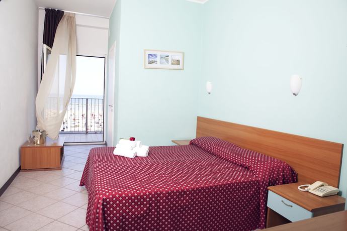 Imagen de la habitación del Hotel Blumen, Viserba. Foto 12