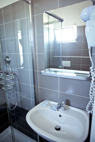 Imagen de la habitación del Hotel Blumen, Viserba. Foto 15