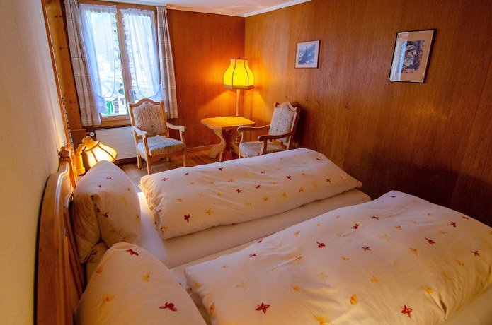 Imagen de la habitación del Hotel Blumental. Foto 12