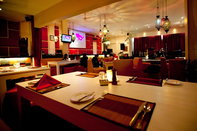 Imagen del bar/restaurante del Hotel Blu-zea Resort By Double-six. Foto 3