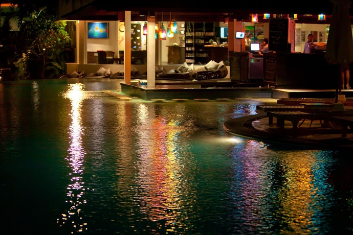 Imagen de los exteriores del Hotel Blu-zea Resort By Double-six. Foto 14