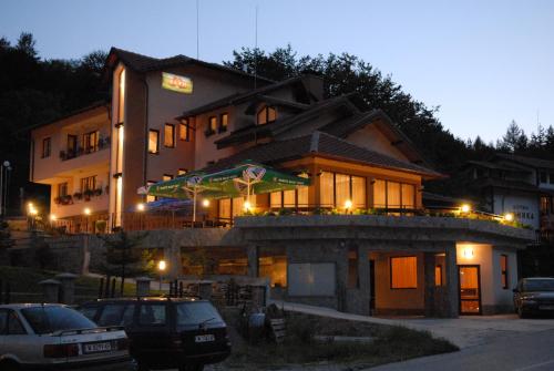 Imagen general del Hotel Blyan Family. Foto 5