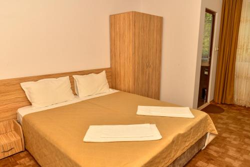 Imagen de la habitación del Hotel Blyan Family. Foto 19