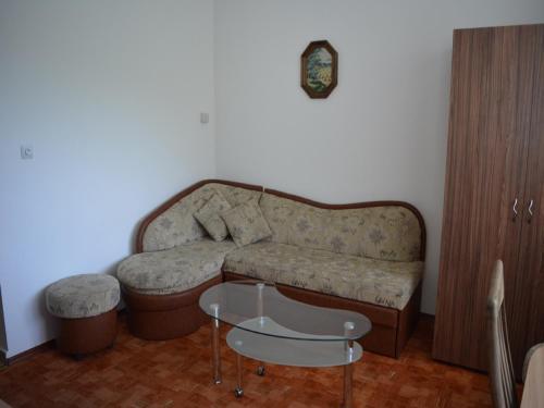 Imagen general del Hotel Blyan Family. Foto 14