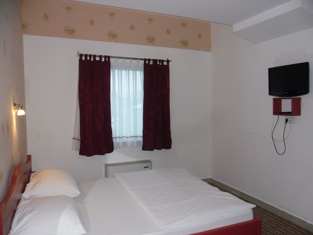 Imagen de los interiores del Hotel Bm International. Foto 6