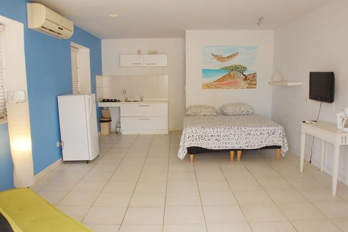 Imagen de la habitación del Hotel BnBBonaire. Foto 9