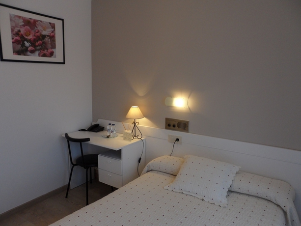 Imagen de la habitación del Hotel B-nor. Foto 2