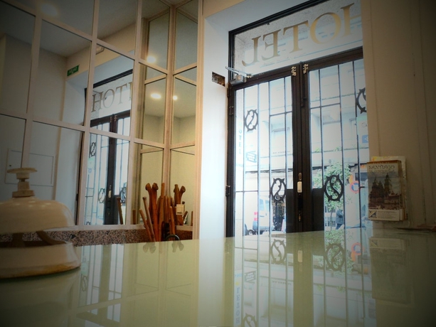 Imagen de los interiores del Hotel B-nor. Foto 16