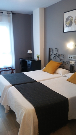 Imagen de la habitación del Hotel B-nor. Foto 4