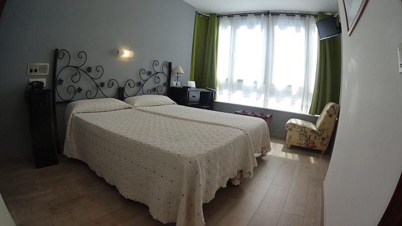 Imagen de la habitación del Hotel B-nor. Foto 12