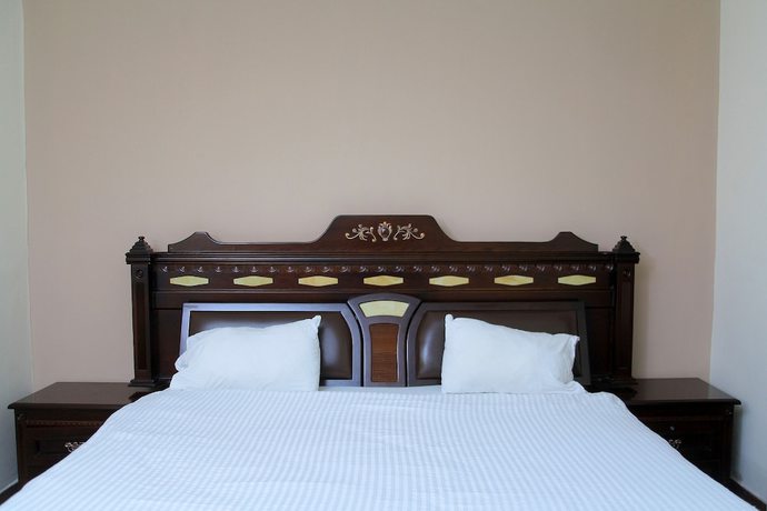 Imagen de la habitación del Hotel Bnow. Foto 5