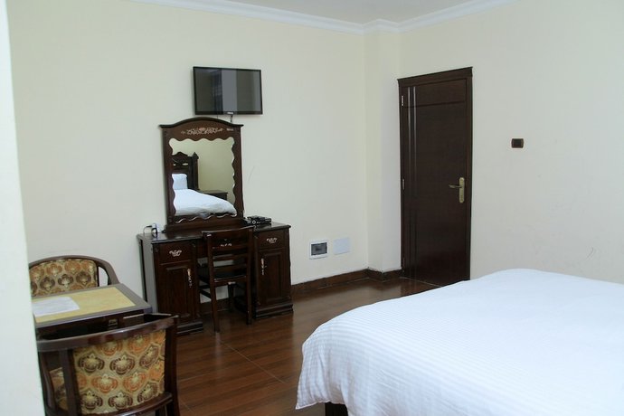 Imagen de los interiores del Hotel Bnow. Foto 14