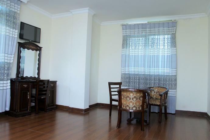 Imagen de los interiores del Hotel Bnow. Foto 18