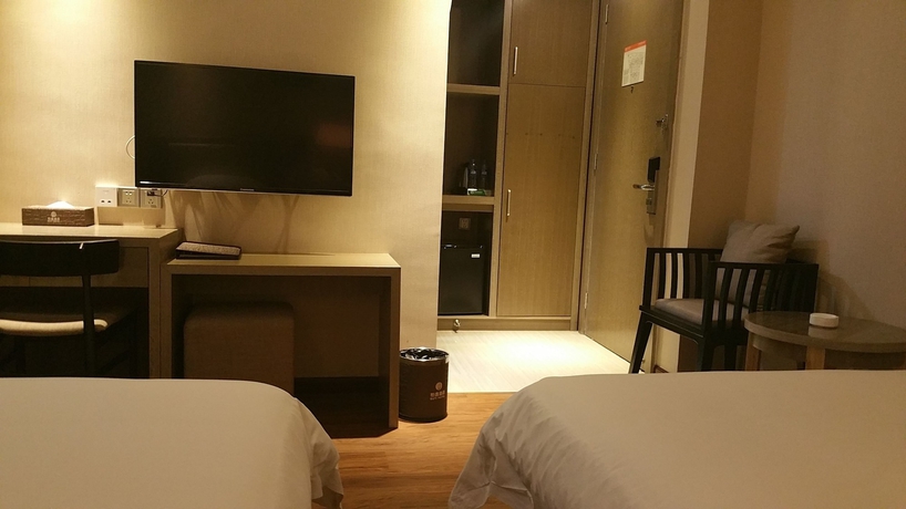 Imagen de la habitación del Hotel Bo Yi. Foto 3