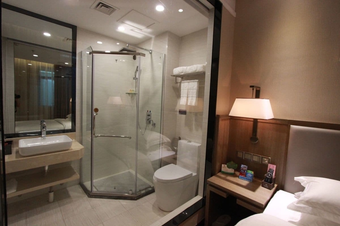 Imagen de la habitación del Hotel Bo Yi. Foto 14