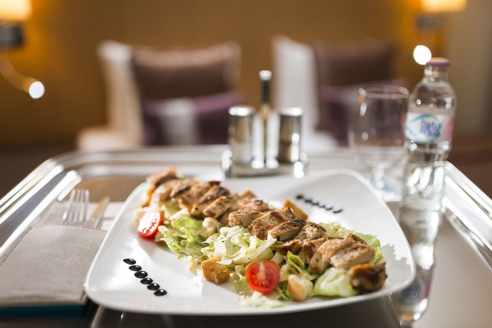 Imagen del bar/restaurante del Hotel Bo33 Family and Suites. Foto 6