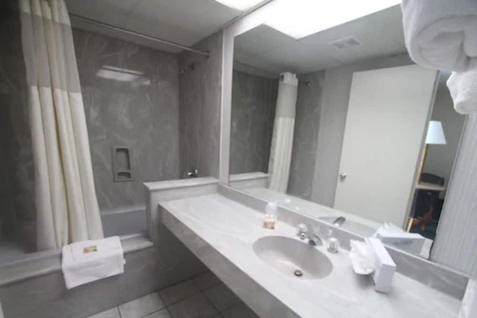 Imagen de la habitación del Hotel Boardwalk Beach Resort. Foto 3