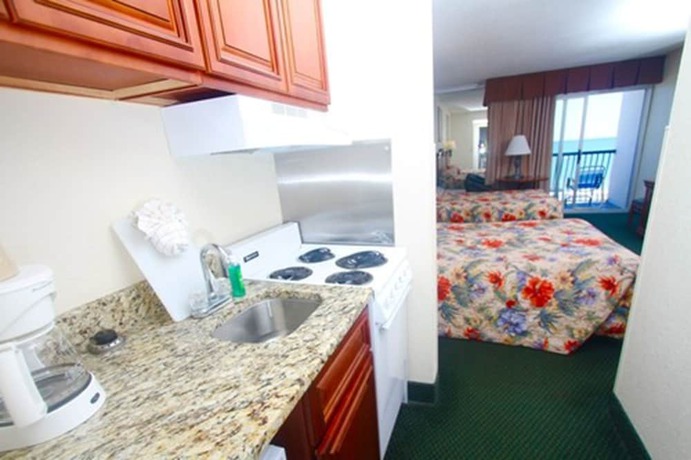 Imagen de la habitación del Hotel Boardwalk Beach Resort. Foto 6