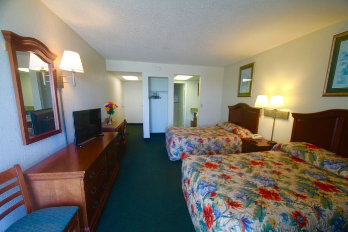 Imagen de la habitación del Hotel Boardwalk Beach Resort. Foto 9