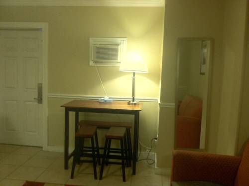 Imagen de la habitación del Hotel Boardwalk Charlee and Beach House Rentals. Foto 16