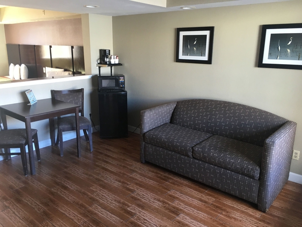 Imagen de la habitación del Hotel Boardwalk Inn and Suites. Foto 11