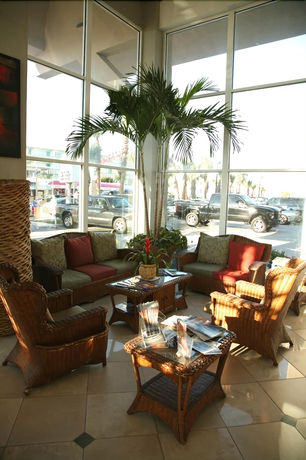 Imagen de los interiores del Hotel Boardwalk Inn and Suites. Foto 19