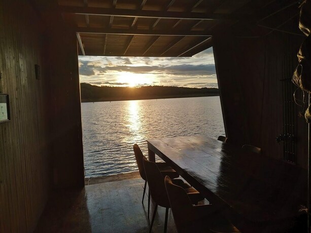 Imagen de la habitación del Hotel Boat House Suriya. Foto 11