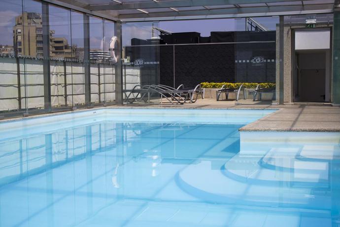 Imagen de la piscina del Hotel Boa-vista. Foto 21