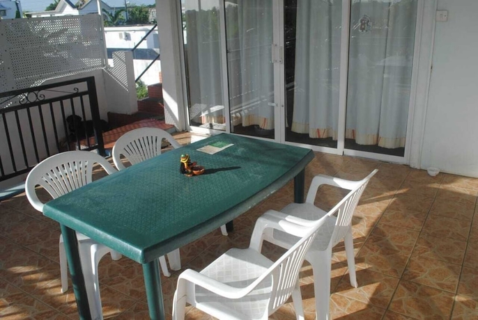 Imagen general del Hotel Bob Apartments. Foto 1