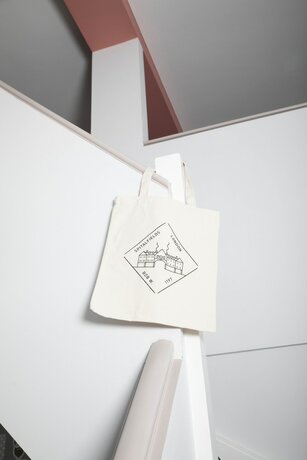 Imagen general del Hotel Bob W Commercial House. Foto 2